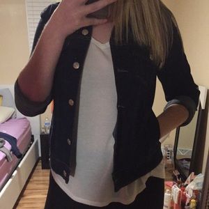 levi's jean jacket